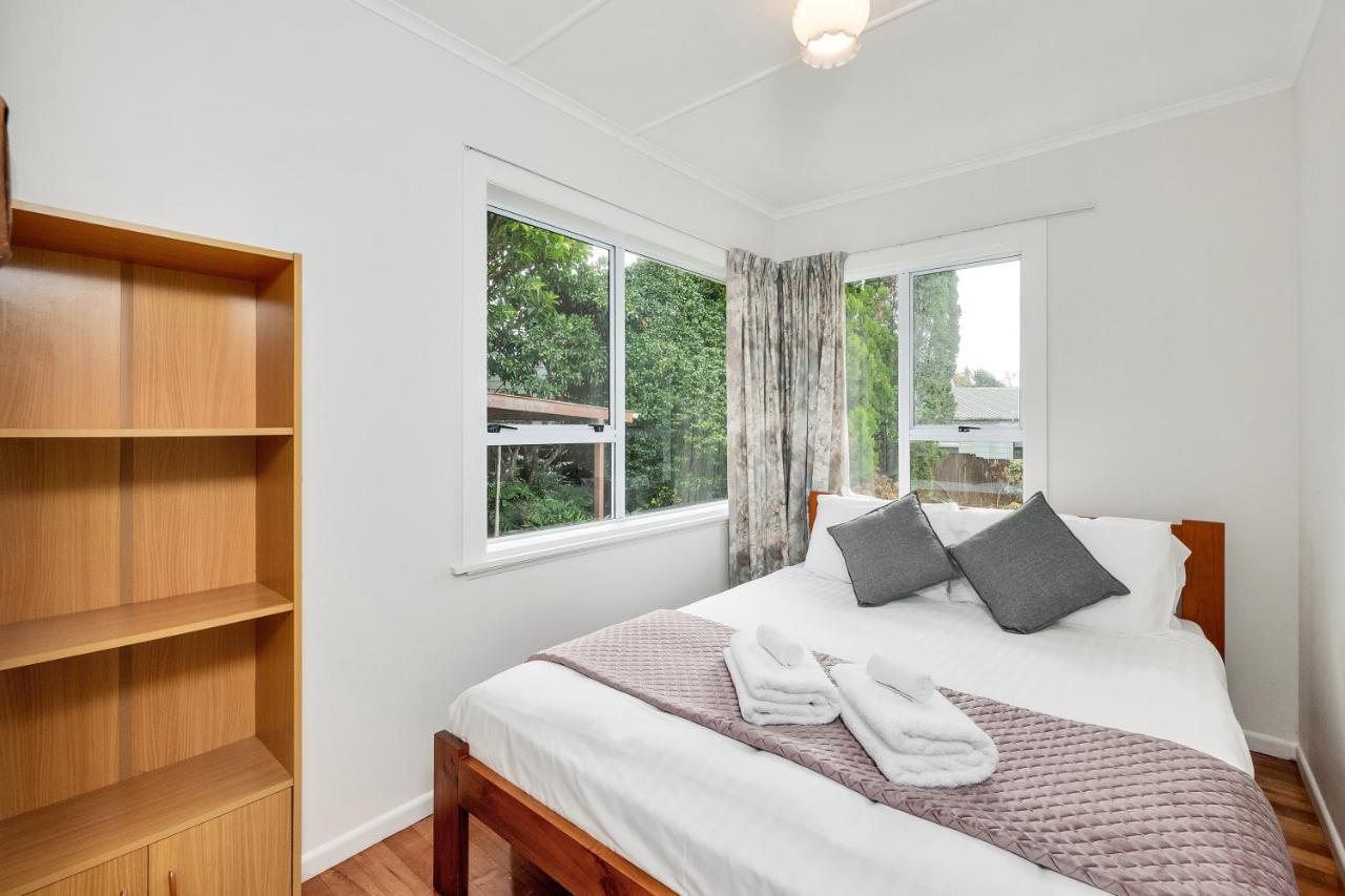 3 Bedroom In Onehunga W Parking - Wifi - Netflix Оукланд Екстериор снимка