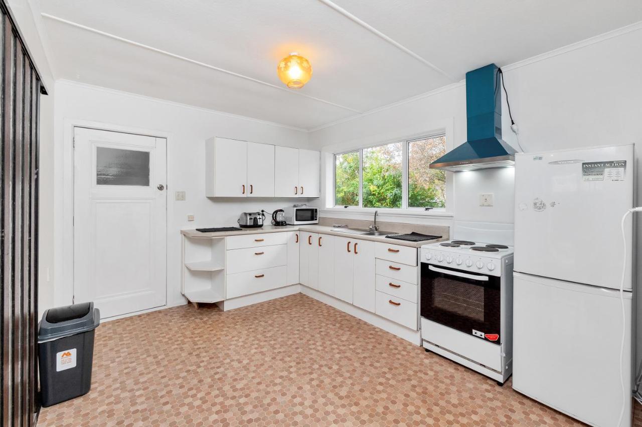 3 Bedroom In Onehunga W Parking - Wifi - Netflix Оукланд Екстериор снимка
